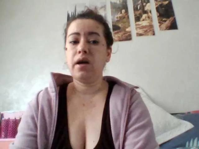 gldsquirt23 from BongaCams is Freechat