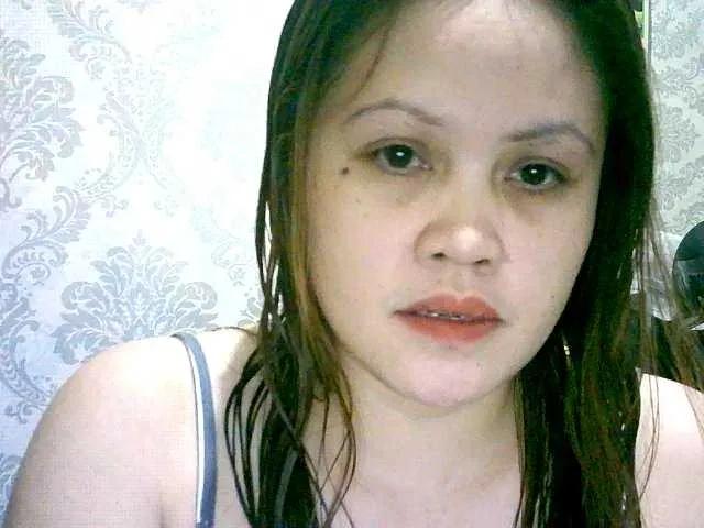 GorgeuosInay from BongaCams