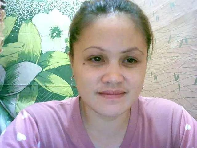 GorgeuosInay from BongaCams