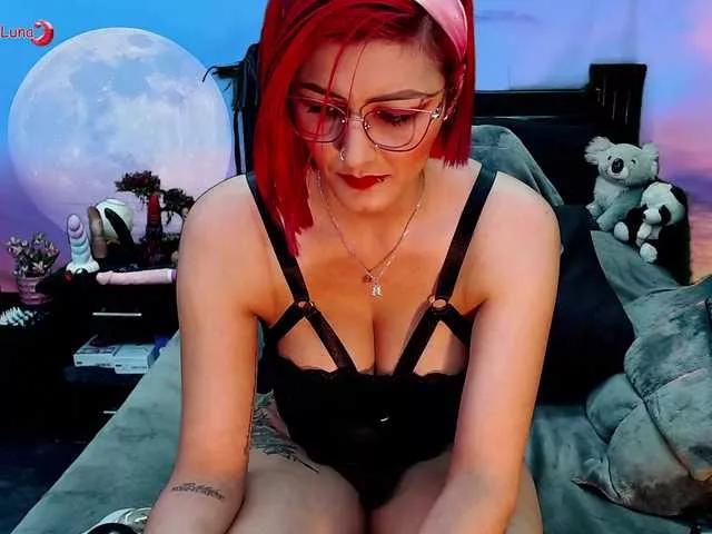 Hanna-Luna from BongaCams