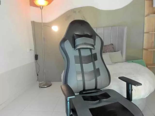 HannaWeist from BongaCams