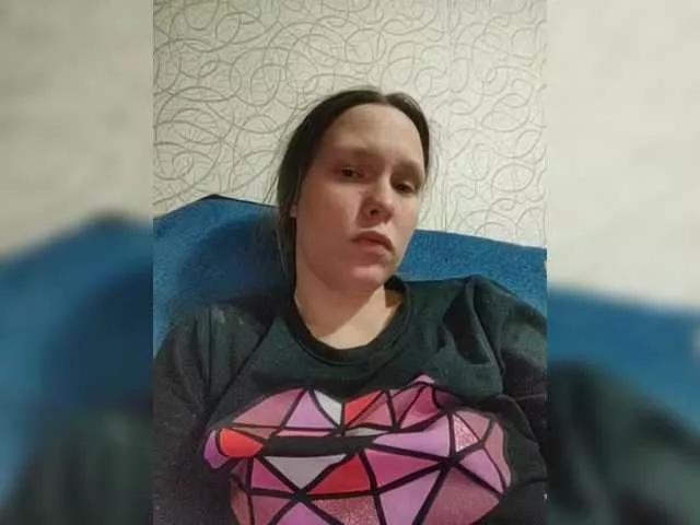 Hatali13 from BongaCams