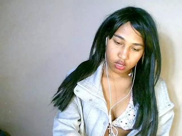 HelenGLOW from BongaCams is Freechat