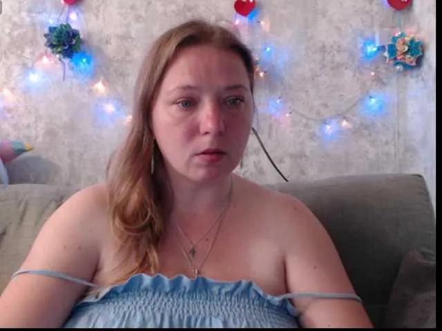 helloXpussy from BongaCams is Freechat