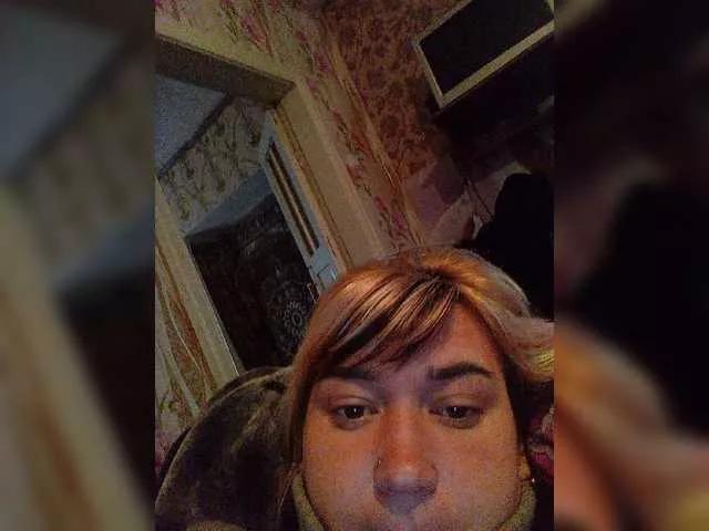 HollyLaBerry from BongaCams