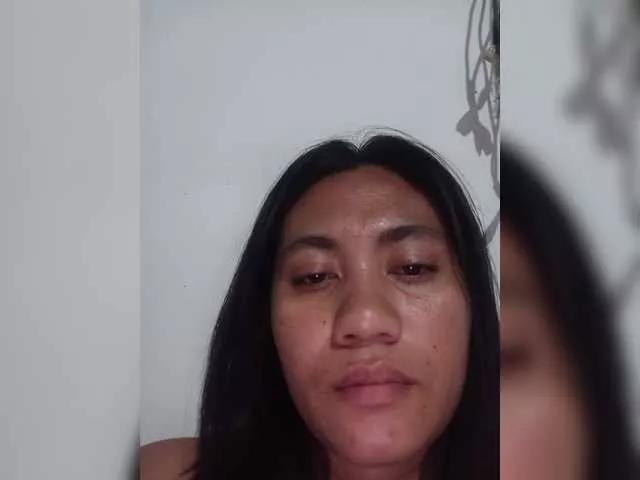 Hotthea23 from BongaCams