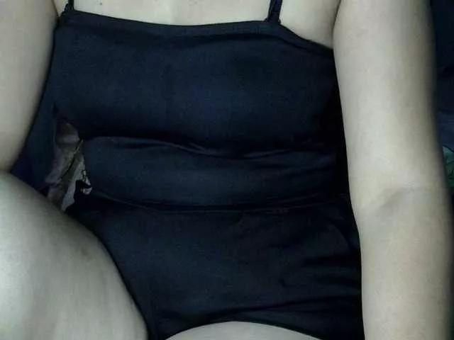 HOTTIEMEE from BongaCams