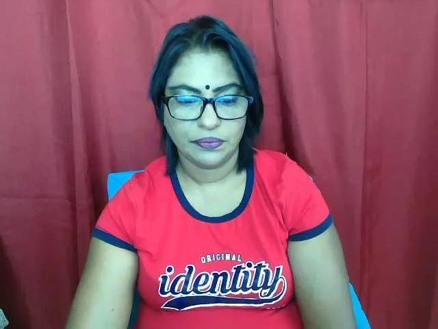 indiandelight001 from BongaCams