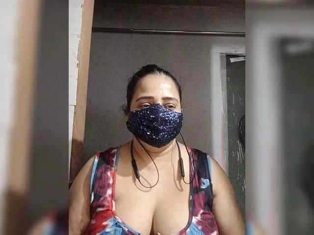 IndianEsha from BongaCams