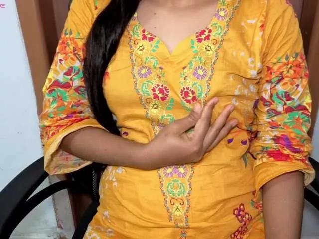 indianpooja from BongaCams