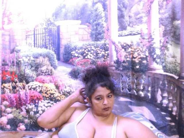 indianstar75 from BongaCams