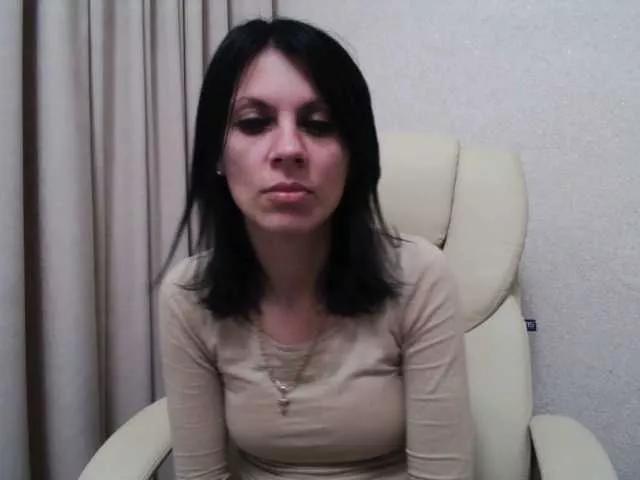 InjaAtHome from BongaCams