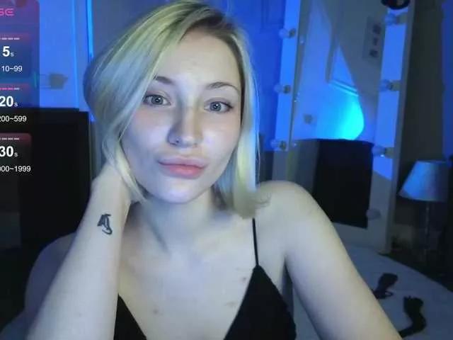 innerbloom from BongaCams is Freechat