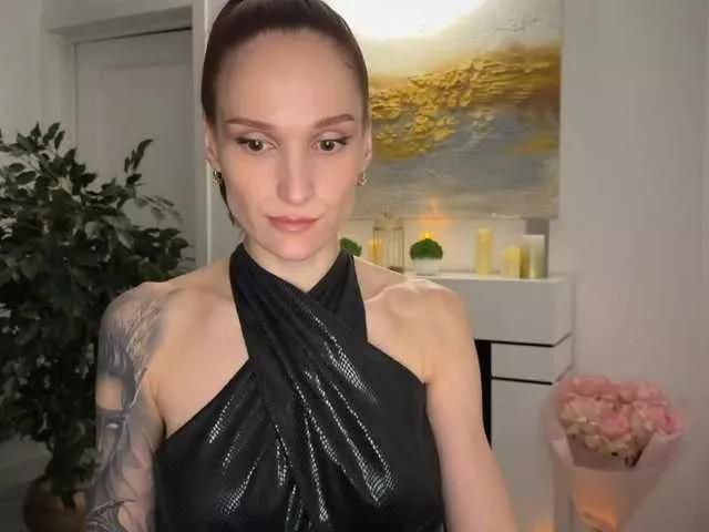InRina from BongaCams