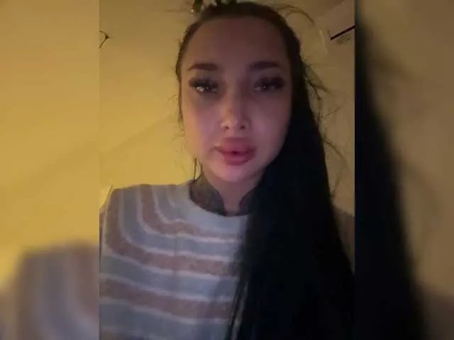 IrinaKhan on BongaCams 