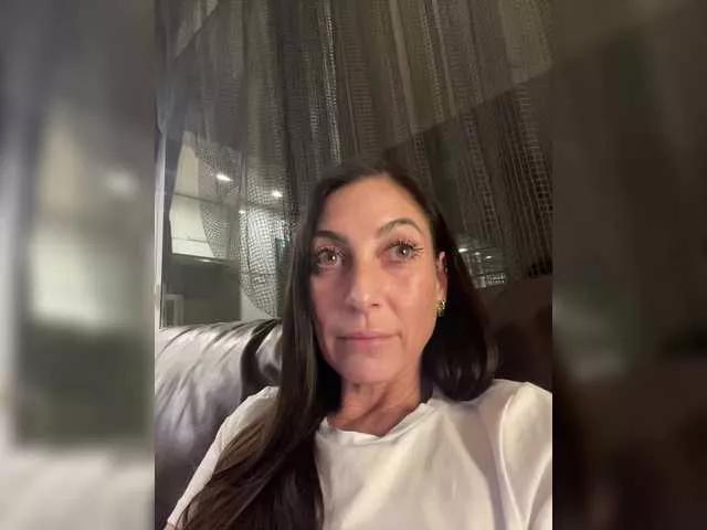 IrinkaGata from BongaCams