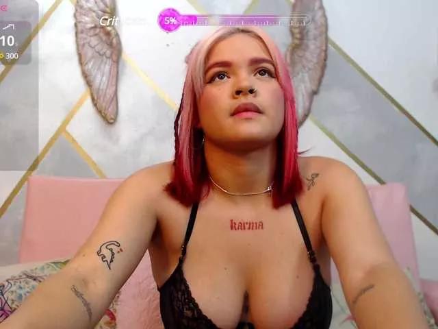 Iris-Glow from BongaCams is Freechat