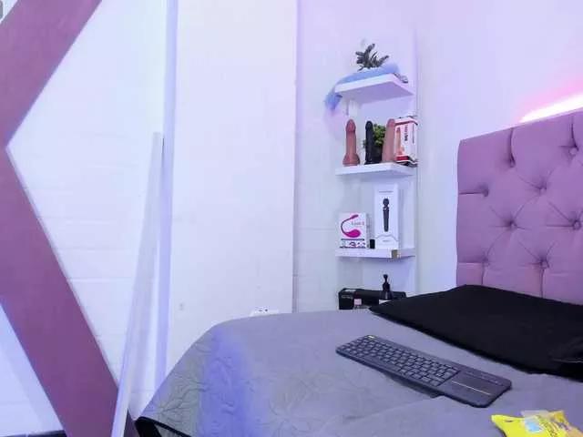Issabela22 from BongaCams