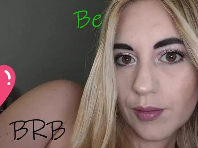 Italian1Dream from BongaCams is Freechat