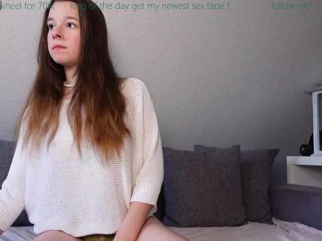 Izzy-Inked from BongaCams