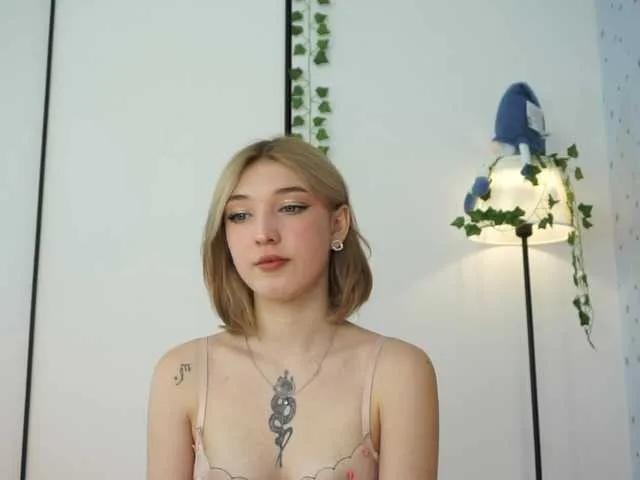 jeansharp from BongaCams is Freechat