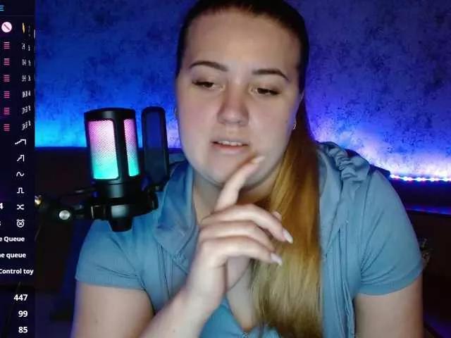 Jevelinaa from BongaCams