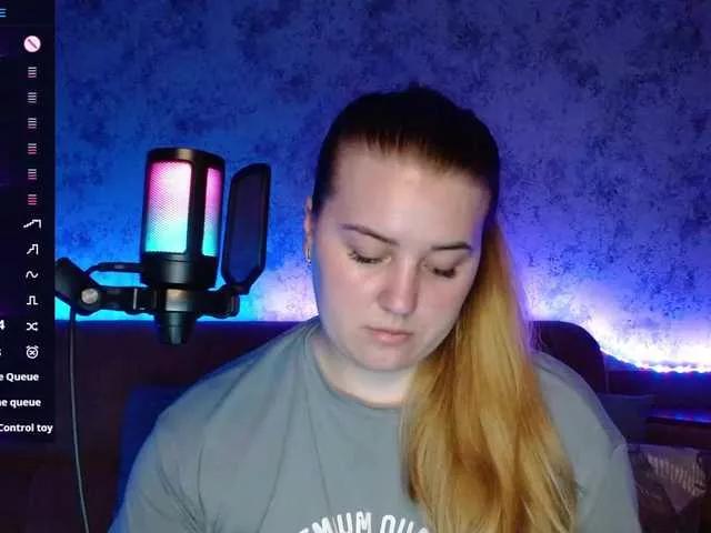 Jevelinaa from BongaCams