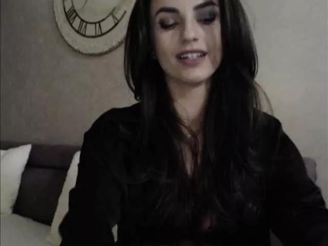 JillMedellin69 from BongaCams