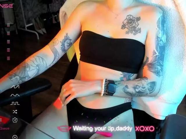 K-A-T-A-N-A from BongaCams