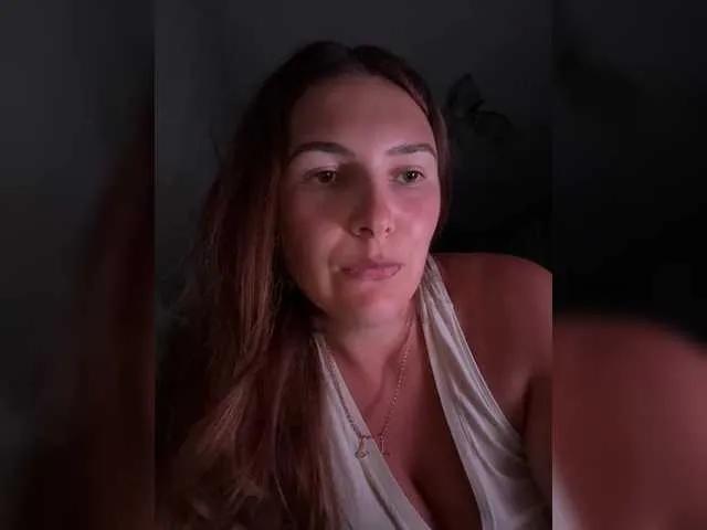 KaraMeld from BongaCams