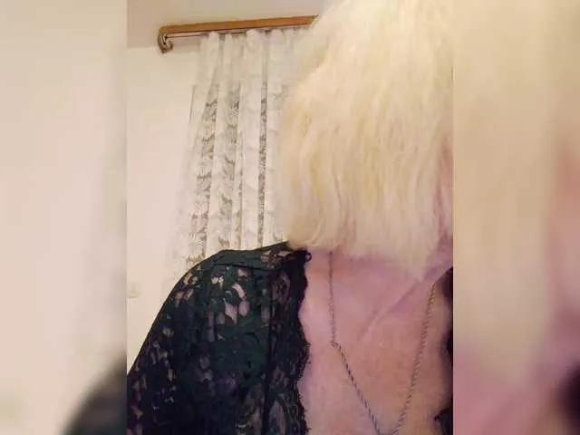 KASANDRABOLOSHKA from BongaCams is Freechat