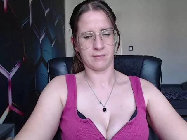 KayaCute from BongaCams