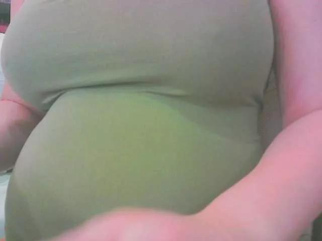 KeepmepregO from BongaCams