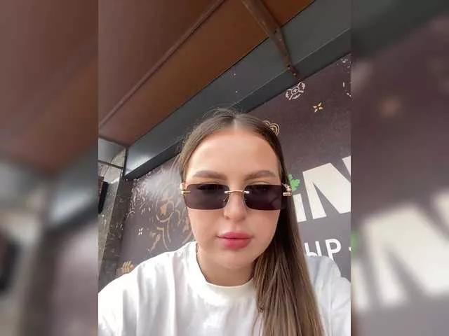 KettyPretty25 from BongaCams