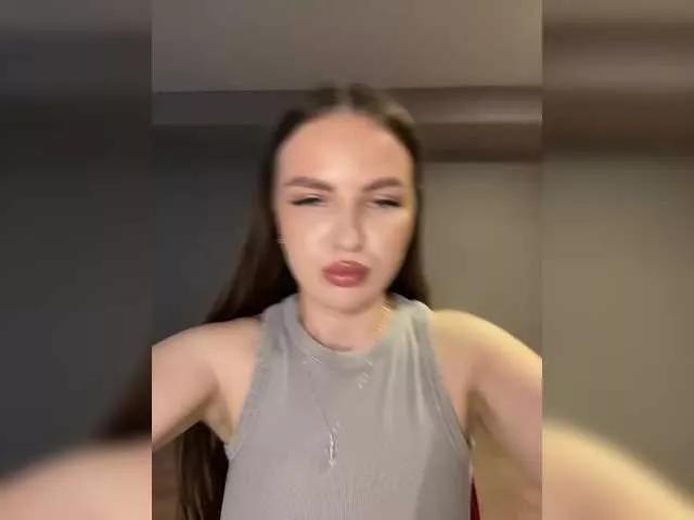 KettyPretty25 from BongaCams