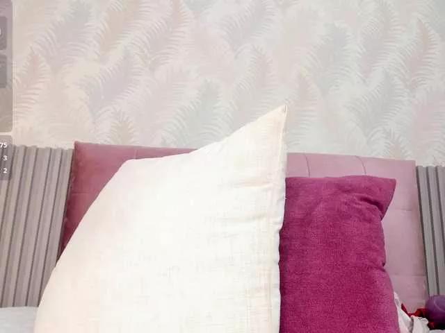 Kimiekaboom from BongaCams