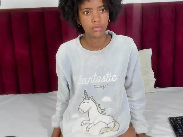 KinkyCutie from BongaCams