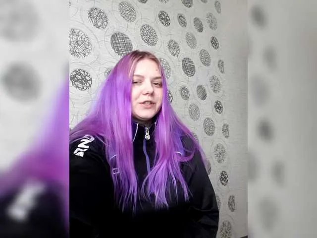 Kira-Kriss from BongaCams is Freechat