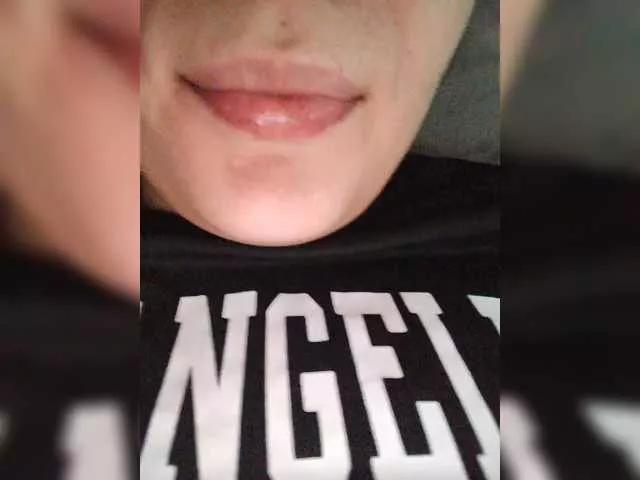 kiss99 from BongaCams