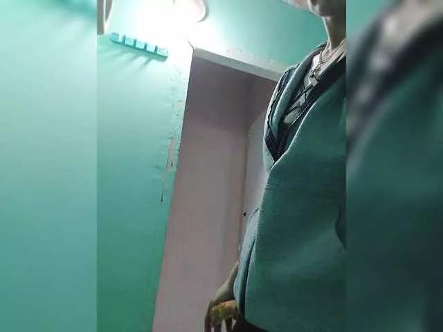 Kissaam from BongaCams