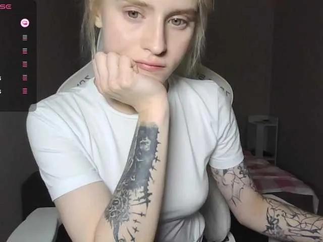 kissesliza from BongaCams