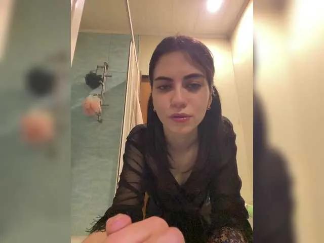 KissM1R77 from BongaCams