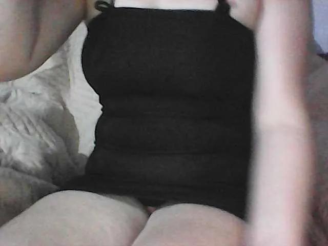 KissMeQuick from BongaCams