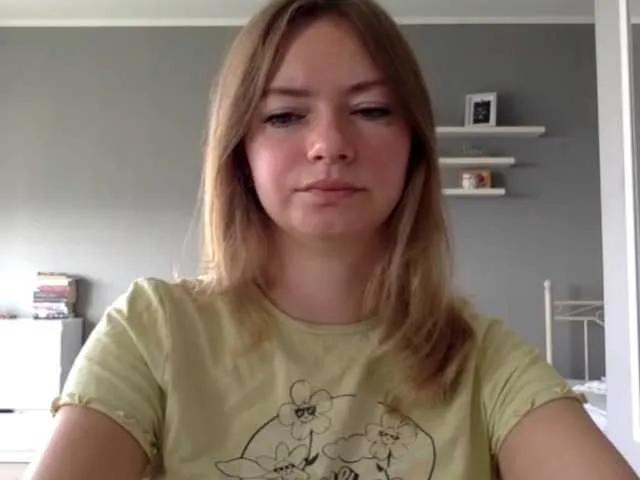 kissMillie from BongaCams