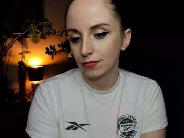 KissxLeila from BongaCams