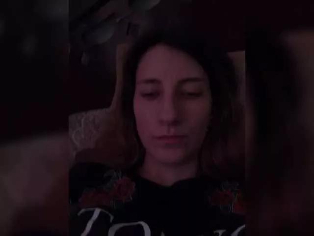 Kitty2044 from BongaCams