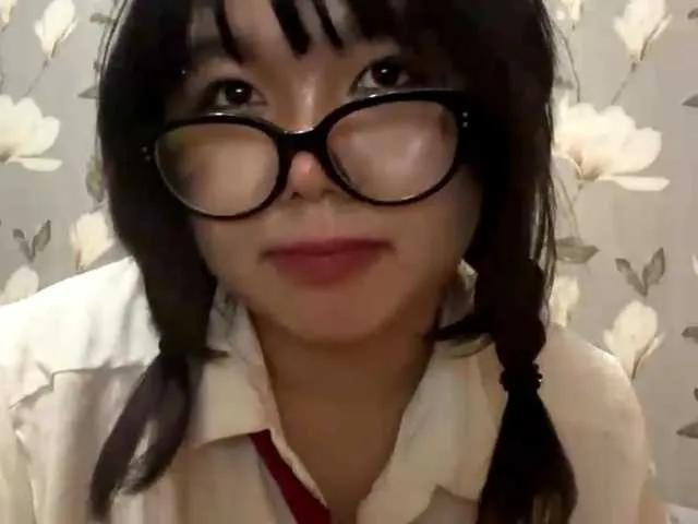 KizzyRookard from BongaCams