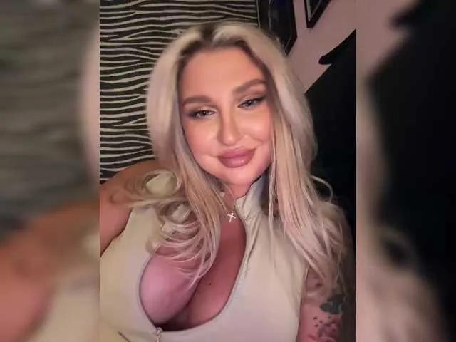 Kotofeyka1 from BongaCams