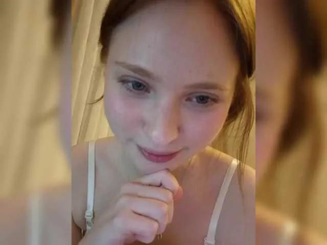L1ttle-puppy from BongaCams