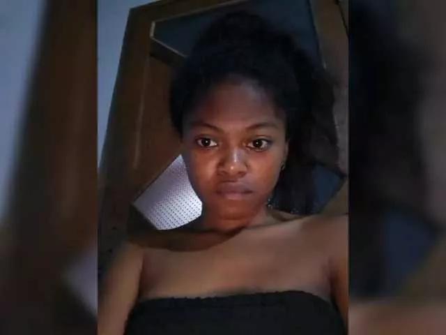 Laluna2 from BongaCams is Freechat
